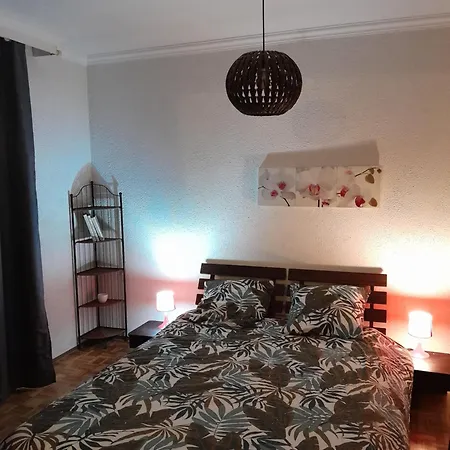 Appartement Le De L'ecureuil - 4 Personnes Donges