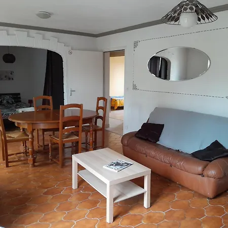 Le De L'ecureuil - 4 Personnes Donges