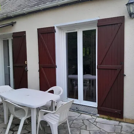 Le De L'ecureuil - 4 Personnes Donges